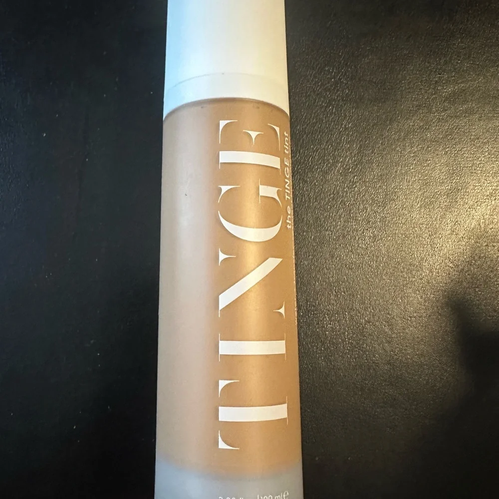 Tinge Liquid Foundation body makeup new 3.38OZ tan/natural